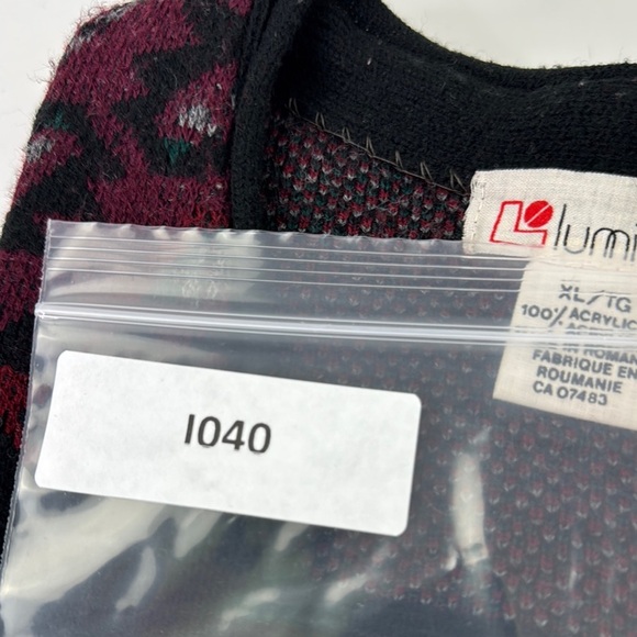 Lumiere Vintage Men's Multicolour Patterned Button Down Vest - Picture 7 of 7